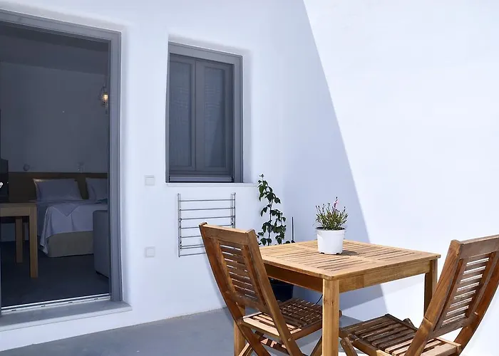 Ionathan * Koufonisia