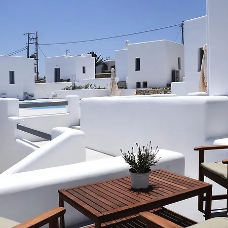 Ionathan Apartment *