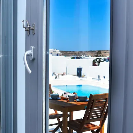 Ionathan Apartment *