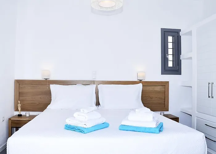 Ionathan * Koufonisia