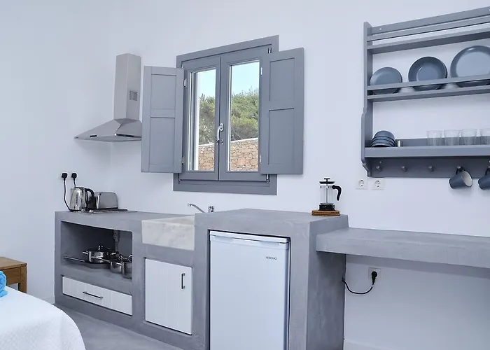 Ionathan * Koufonisia