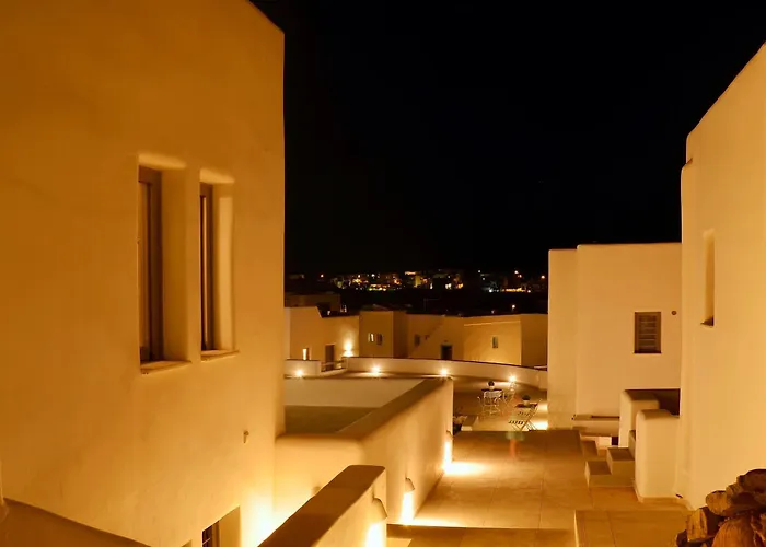 Ionathan * Koufonisia